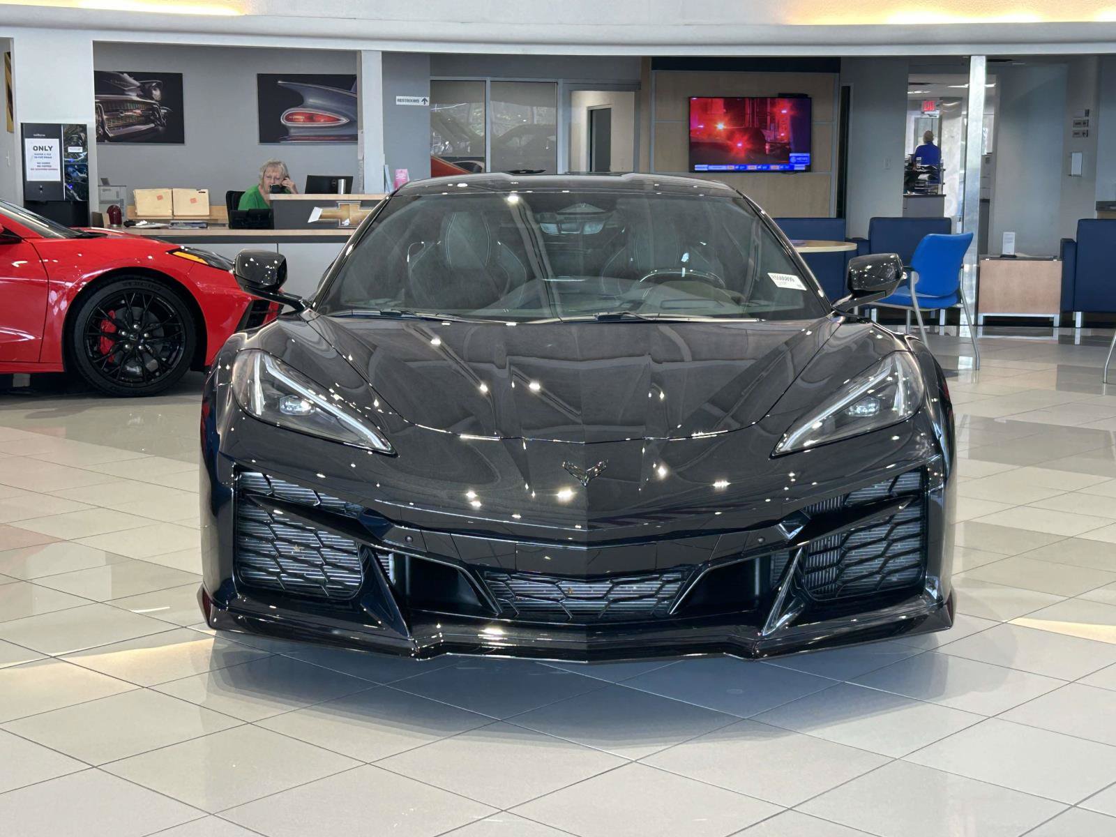 Used 2024 Chevrolet Corvette E-Ray AWD/4WD image 2