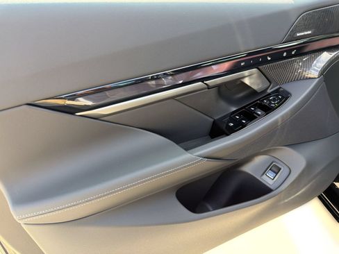 New 2027 BMW 530i w/ M Sport Package RWD image 12