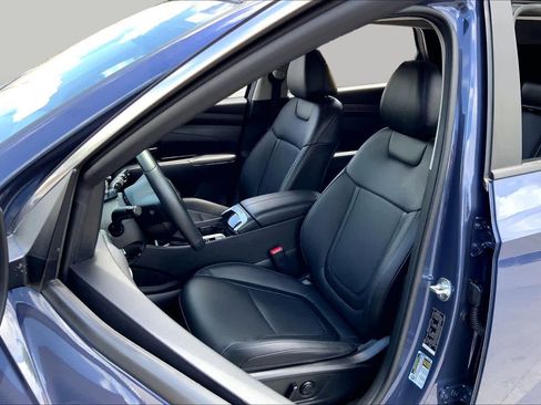 Used 2025 Hyundai Tucson SEL FWD image 8