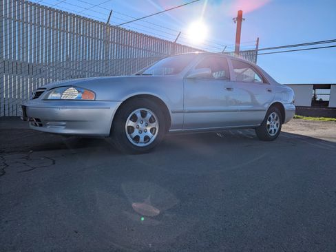 Used 2002 MAZDA 626 Sedan image 1