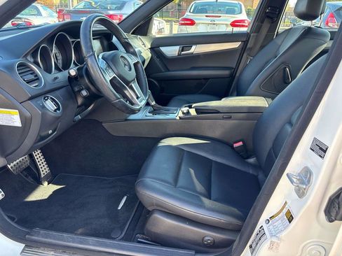 Used 2013 Mercedes-Benz C 300 Sport image 6