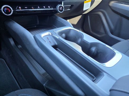 New 2026 Chevrolet Equinox EV LT w/ LPO, Blackout Package image 27