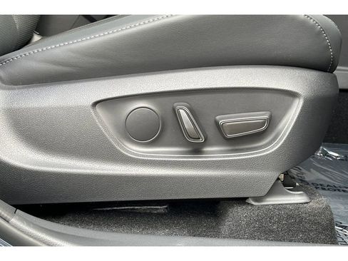 Used 2026 Toyota Crown Nightshade image 24