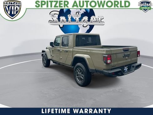 New 2026 Jeep Gladiator Sport AWD/4WD image 7