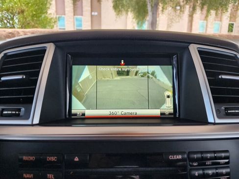 Used 2015 Mercedes-Benz ML 350 4MATIC w/ Premium 1 Package image 48