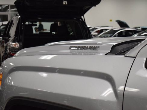 Used 2019 GMC Sierra 2500 Denali w/ Duramax Plus Package image 28