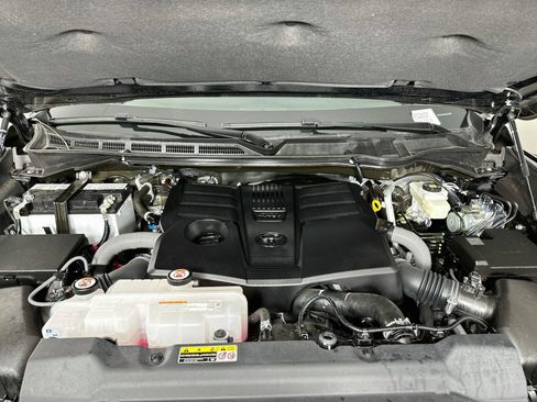 Certified 2025 Toyota Tundra SR5 w/ TRD Off-Road Package AWD/4WD image 29