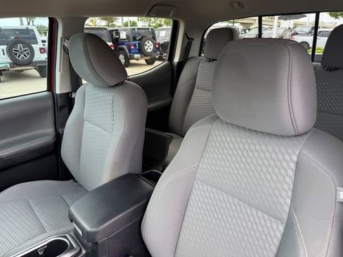 Used 2023 Toyota Tacoma SR5 w/ Technology Package image 15