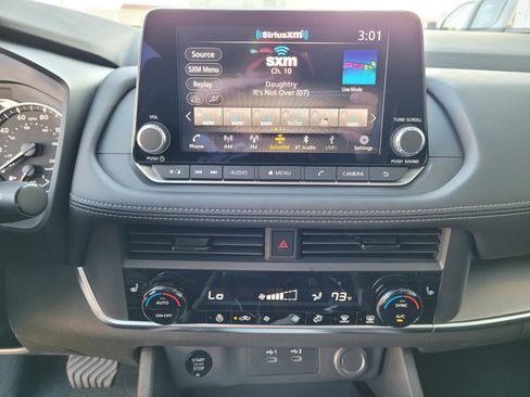 New 2026 Nissan Rogue SV image 10