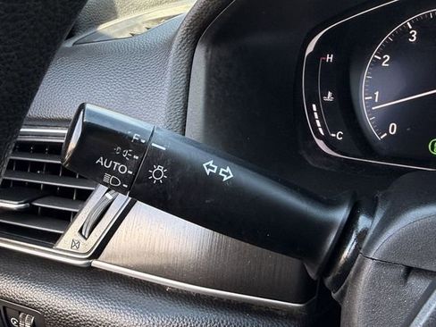 Used 2019 Honda Accord LX image 21