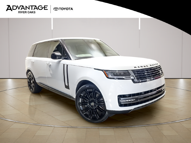 Used 2025 Land Rover Range Rover Long Wheelbase SE AWD/4WD image 2