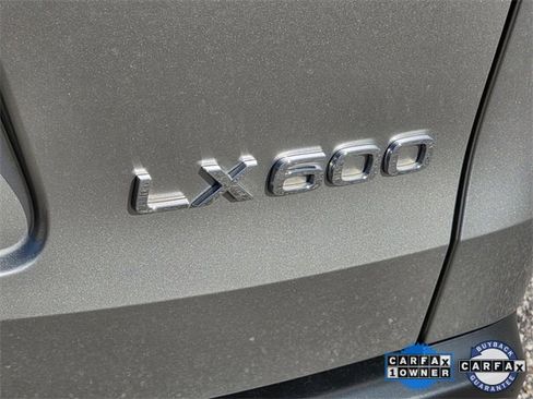 Used 2023 Lexus LX 600 4WD w/ Luxury Package image 41