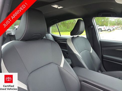 Certified 2025 Toyota Camry SE w/ Convenience Package image 15