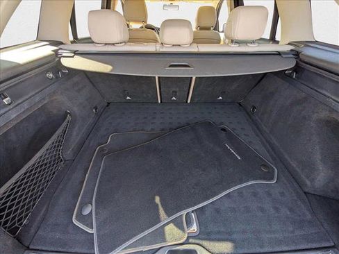 Used 2021 Mercedes-Benz GLC 300 4MATIC w/ Premium Package image 6