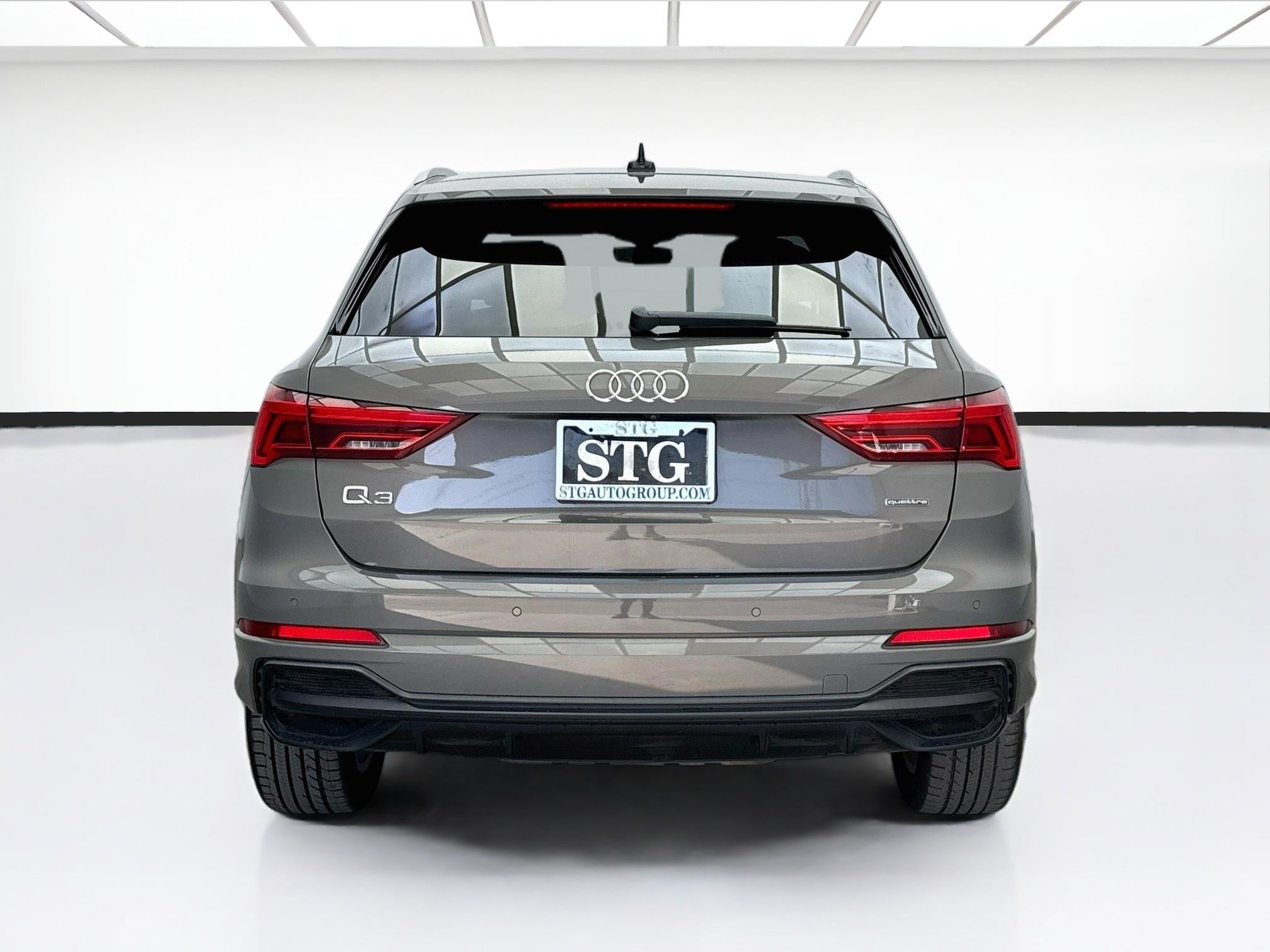 Used 2019 Audi Q3 2.0T Premium AWD/4WD image 5