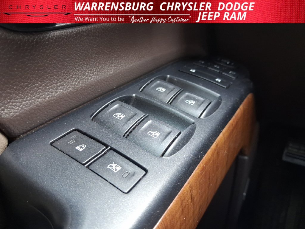Used 2017 GMC Sierra 1500 SLT w/ SLT Premium Package AWD/4WD image 28