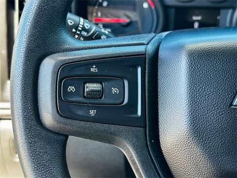 Used 2022 Chevrolet Silverado 2500 Custom w/ Custom Convenience Package image 16