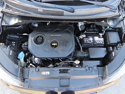Used 2014 Kia Soul + w/ Eco Package FWD image 32