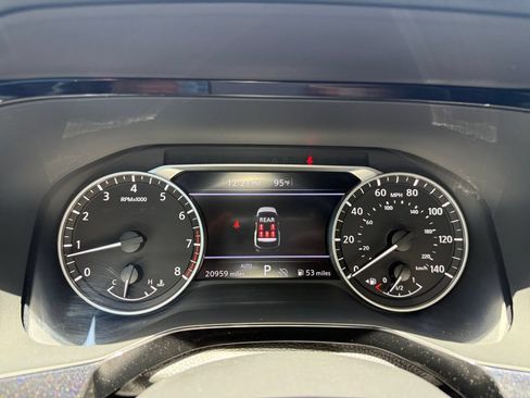 Used 2025 Nissan Pathfinder Rock Creek AWD/4WD image 22