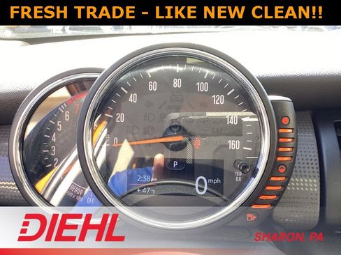 Used 2015 MINI Cooper 4-Door Hardtop image 10