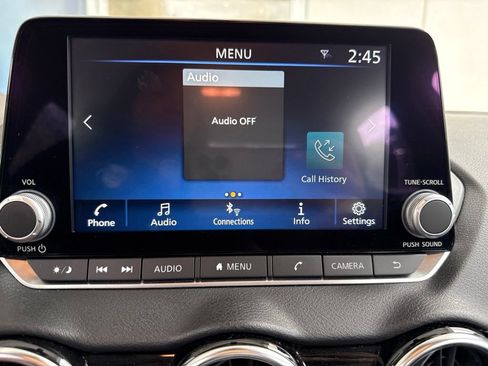 Used 2025 Nissan Sentra SV FWD image 18