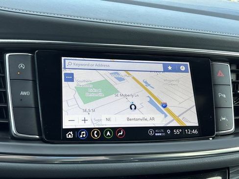 Used 2024 Buick Enclave Premium image 35