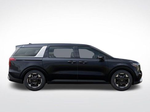 New 2026 Kia Carnival EX FWD image 7