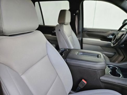 Used 2024 Chevrolet Tahoe LT w/ Luxury Package RWD image 14