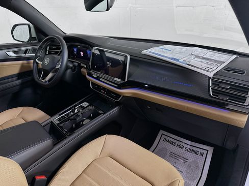 New 2026 Volkswagen Atlas Cross Sport SEL AWD/4WD image 31