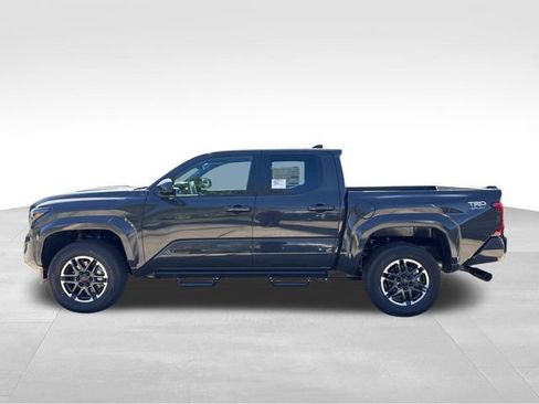 New 2026 Toyota Tacoma TRD Sport image 5