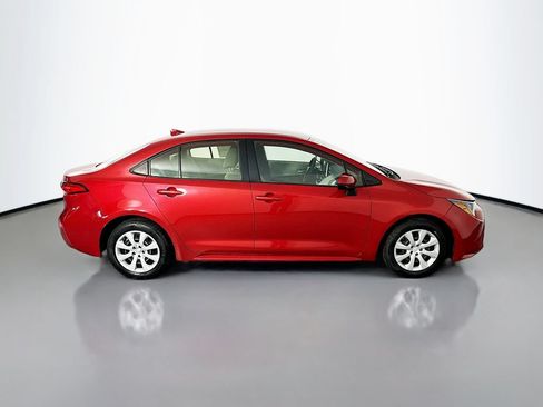 Used 2021 Toyota Corolla LE FWD image 8
