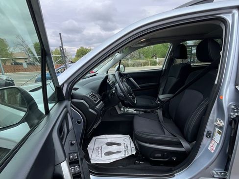 Used 2017 Subaru Forester 2.5i Premium AWD/4WD image 19