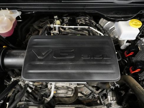 Certified 2022 RAM 1500 Big Horn image 10