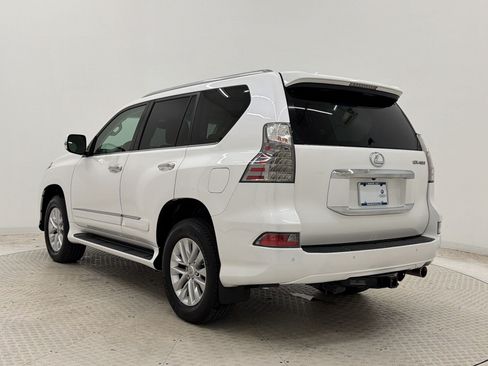 Used 2019 Lexus GX 460 Premium w/ Premium Package AWD/4WD image 3
