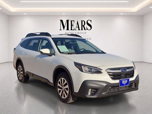 Used 2021 Subaru Outback Premium AWD/4WD image 7