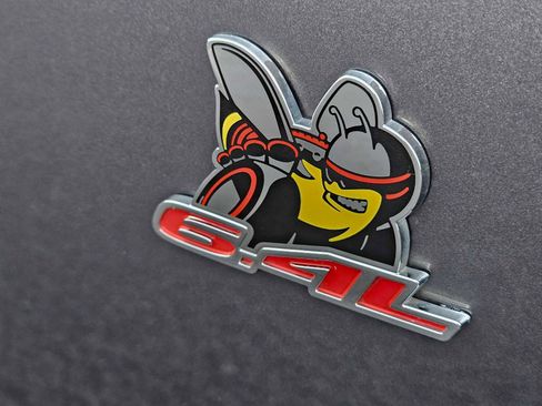 Used 2016 Dodge Challenger R/T Scat Pack w/ Leather Interior Group image 18