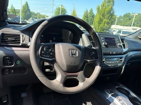 Used 2019 Honda Passport Sport image 15