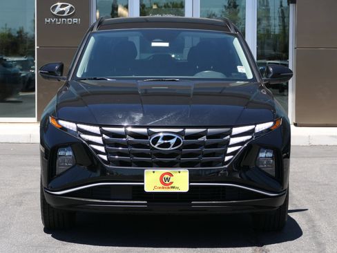 Certified 2022 Hyundai Tucson SEL w/ Cargo Package FWD image 8