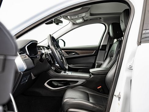 Used 2021 Jaguar F-PACE S image 22