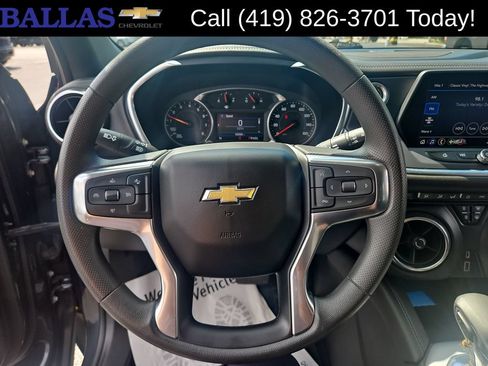 Certified 2022 Chevrolet Blazer LT FWD image 12