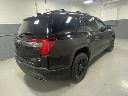Used 2023 GMC Acadia AT4 w/ Preferred Package AWD/4WD image 3