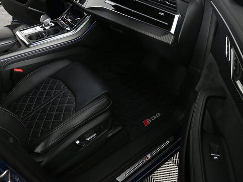 Used 2024 Audi SQ8 Prestige w/ Prestige Package image 21