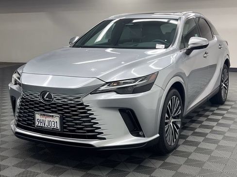 Used 2023 Lexus RX 350 Premium Plus w/ Cold Area Package FWD image 2