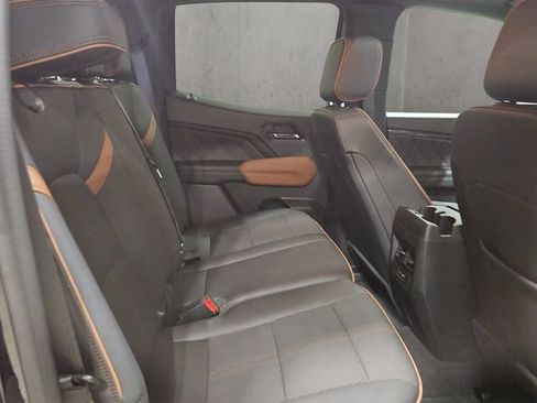 Used 2023 GMC Canyon AT4 w/ Canyon Safety Plus Package AWD/4WD image 20