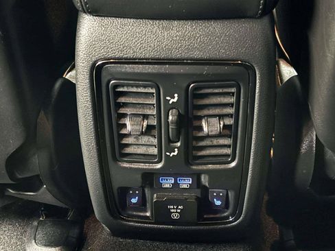 Used 2019 Jeep Grand Cherokee High Altitude AWD/4WD image 19
