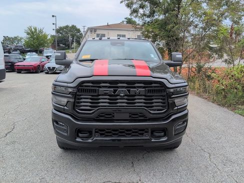 Used 2025 RAM 2500 Big Horn AWD/4WD image 2