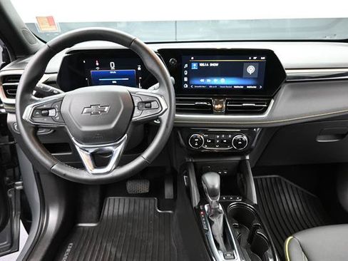 Used 2024 Chevrolet TrailBlazer ACTIV w/ Convenience Package FWD image 19