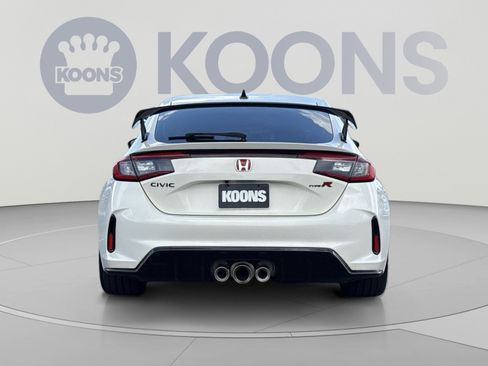 Used 2023 Honda Civic Type R image 5