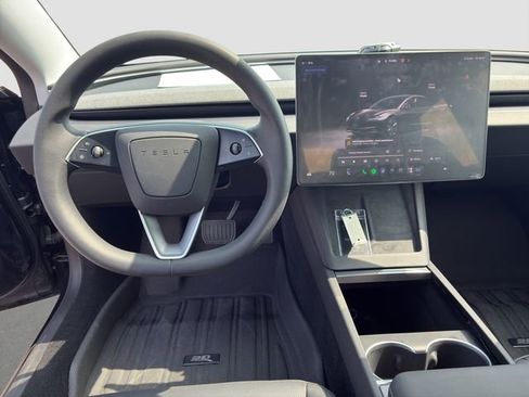Used 2025 Tesla Model 3 Long Range RWD image 15