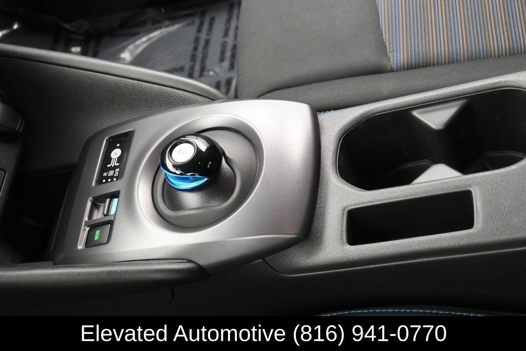 Used 2025 Nissan Leaf S FWD image 21